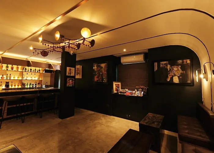 The Kin House - Poblacion Botique Apartamento