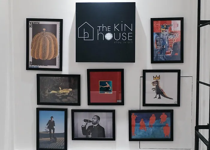 The Kin House - Poblacion Botique * Manila