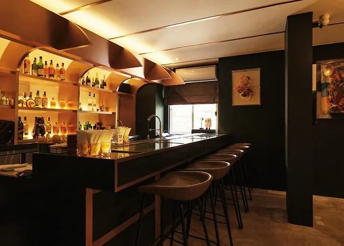 The Kin House - Poblacion Botique * Manila
